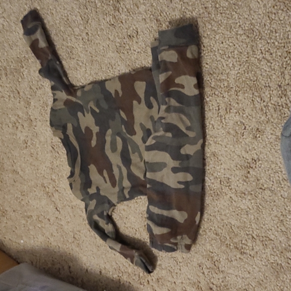 12M pajama BUNDLE ONLY - Picture 3 of 5